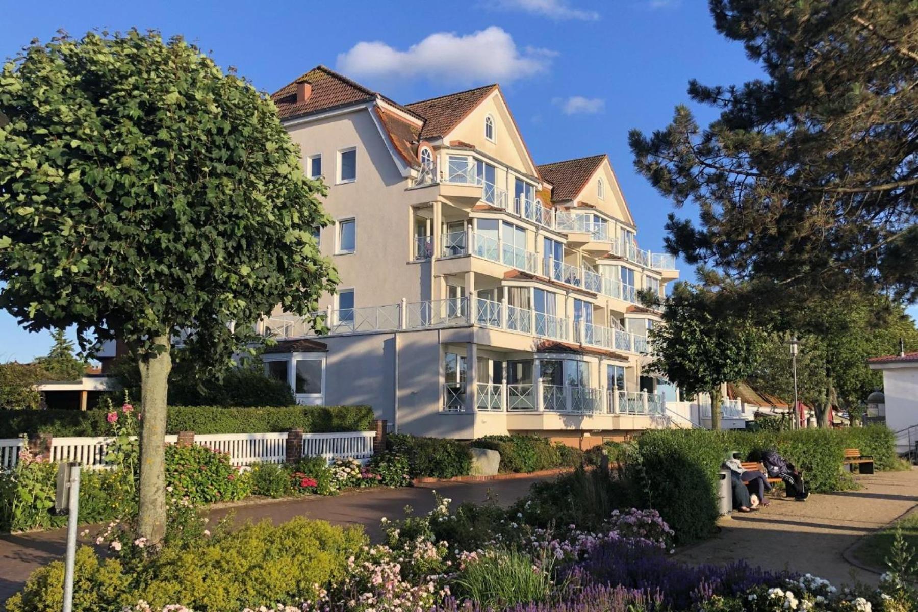 Strandhotel 1 Apartment Laboe